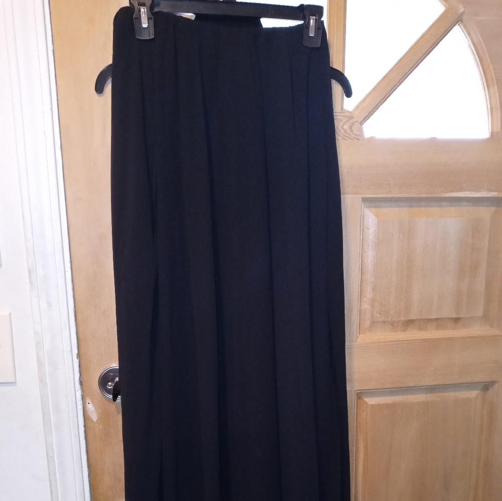 Skirt with attached panty